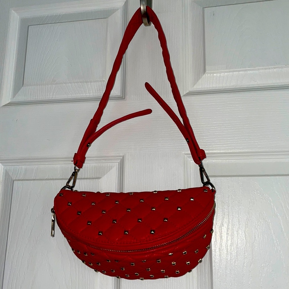 Fanny pack